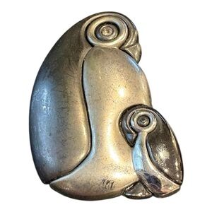 Liz Claiborne Vintage 2 Tone Metal Smokey Rhinestone Eye Penguin Brooch Pin JB6